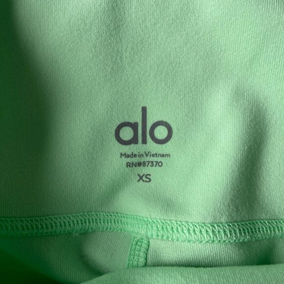 EUC Alo 5" Airbrush High-Waist Biker Short Sz XS - Picture 2 of 4